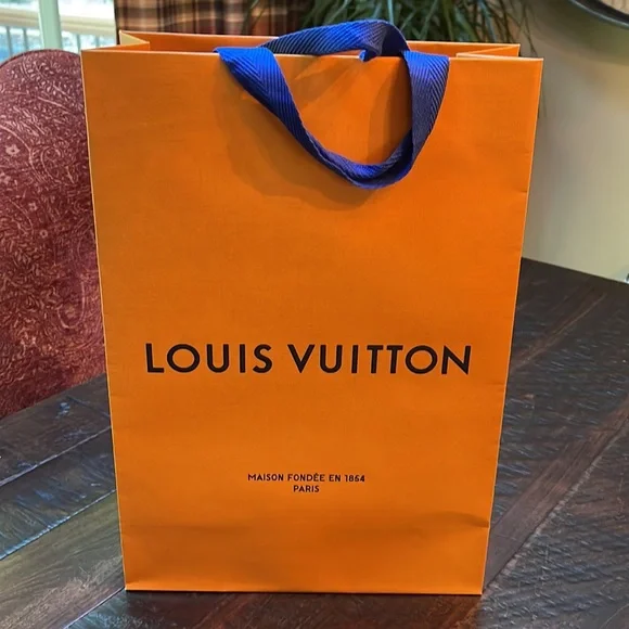 Louis Vuitton Box, Shopping Bag & Ribbon, Perfume Box & Holder - Picture 3 of 16